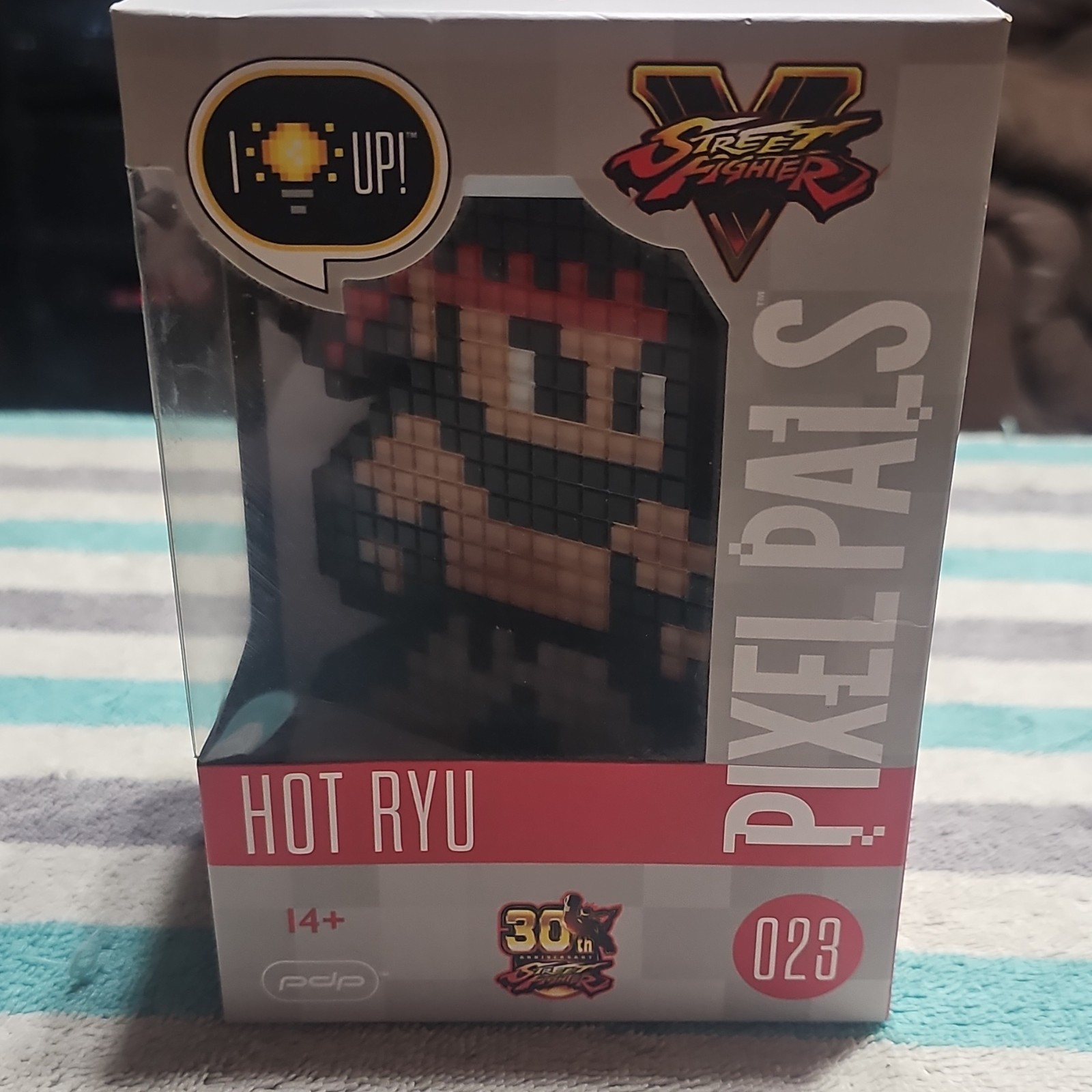 PDP Pixel Pals Light Up Hot Ryu Collectible Light Street Fighter V 023