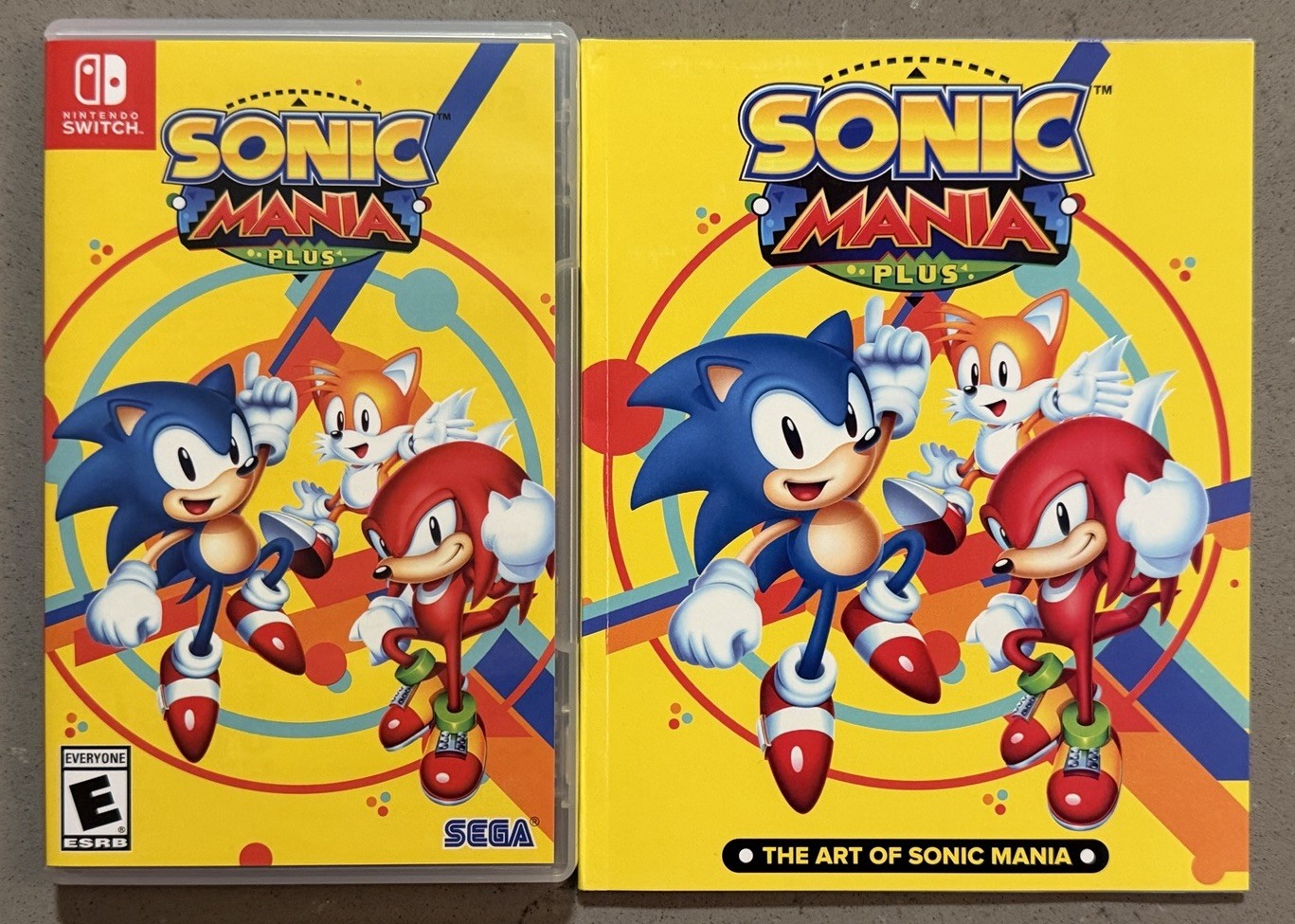 Sonic Mania Plus – Nintendo Switch – W/ Artbook – Complete – ESRB