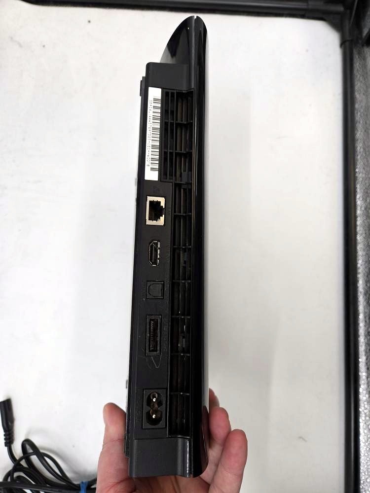 SONY PLAYSTATION 3 – SYSTEM – 80GB – CECH-4001B (VA5018929)