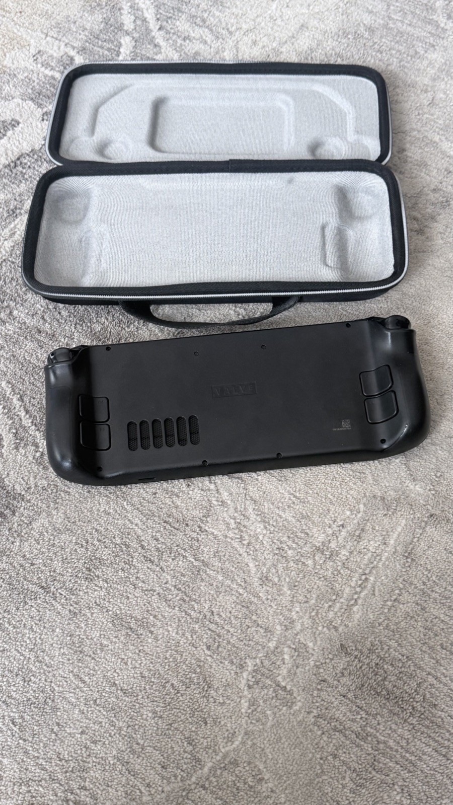 Valve Steam Deck LCD 256GB with Dock, Case and Charger in Complete Original Box