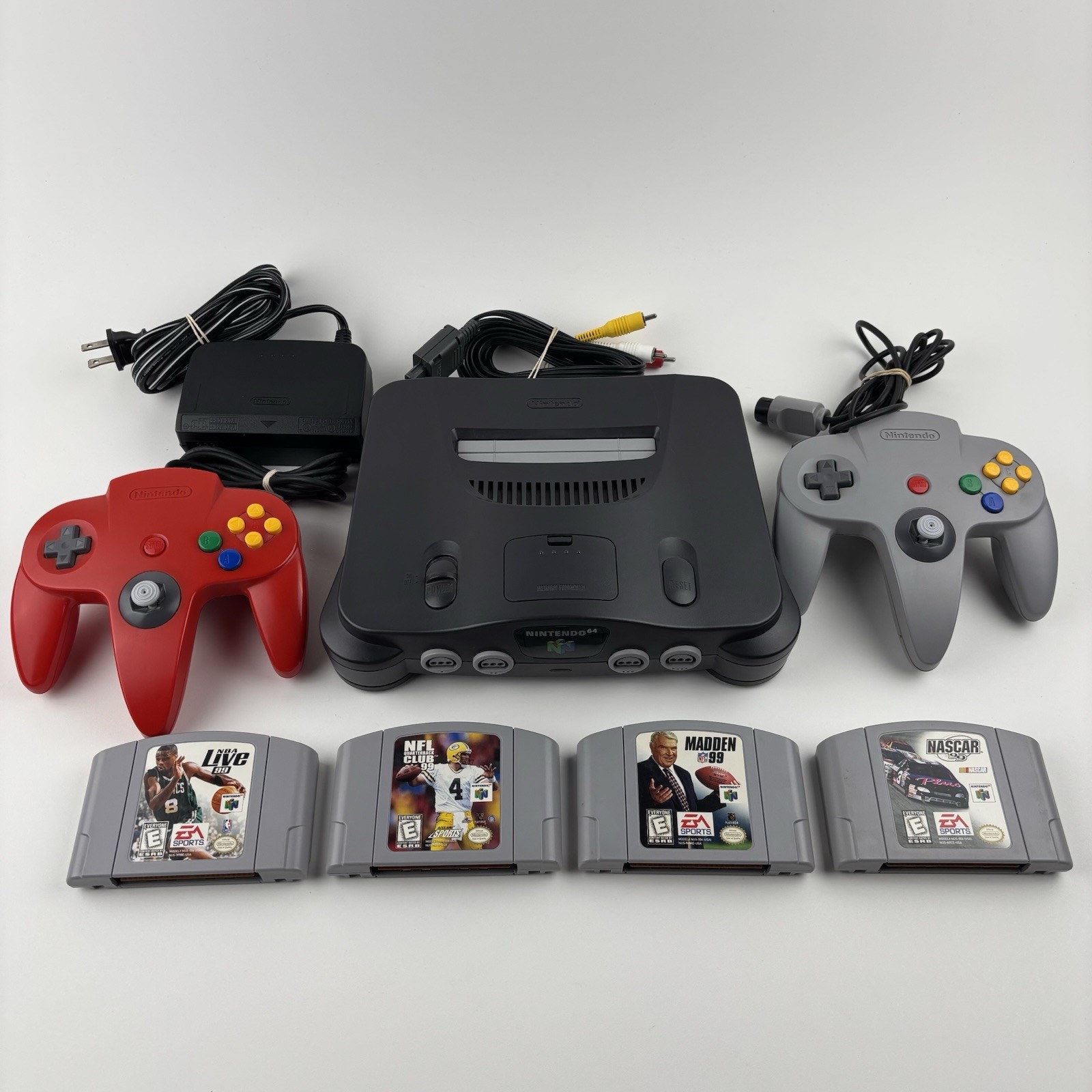 Nintendo 64 N64 Black Console Bundle With 2 Controllers 4 Games Tested Working