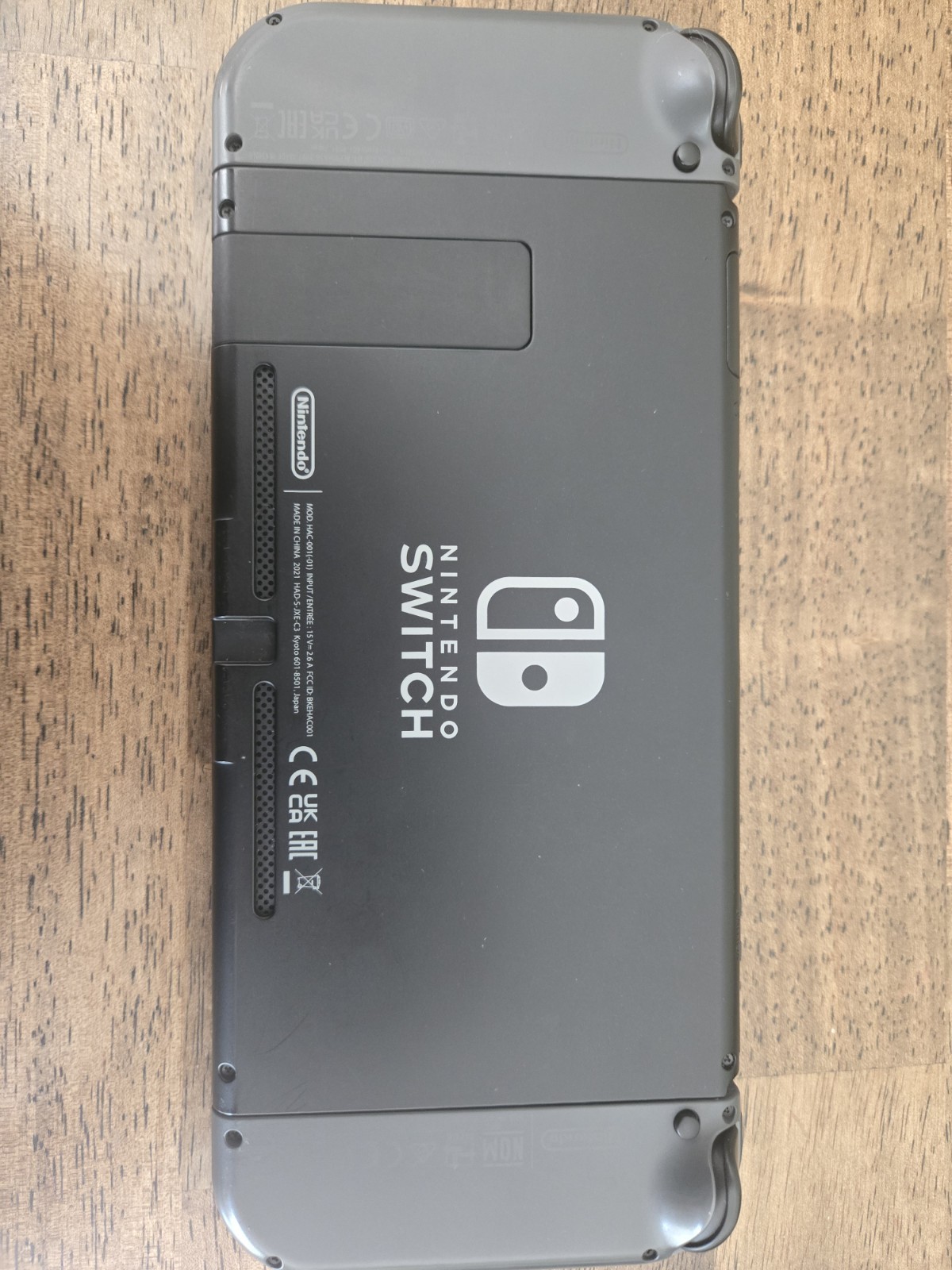 Nintendo Switch HAC-001(-01) Gray Console w/ Case + Assassin’s Creed Game