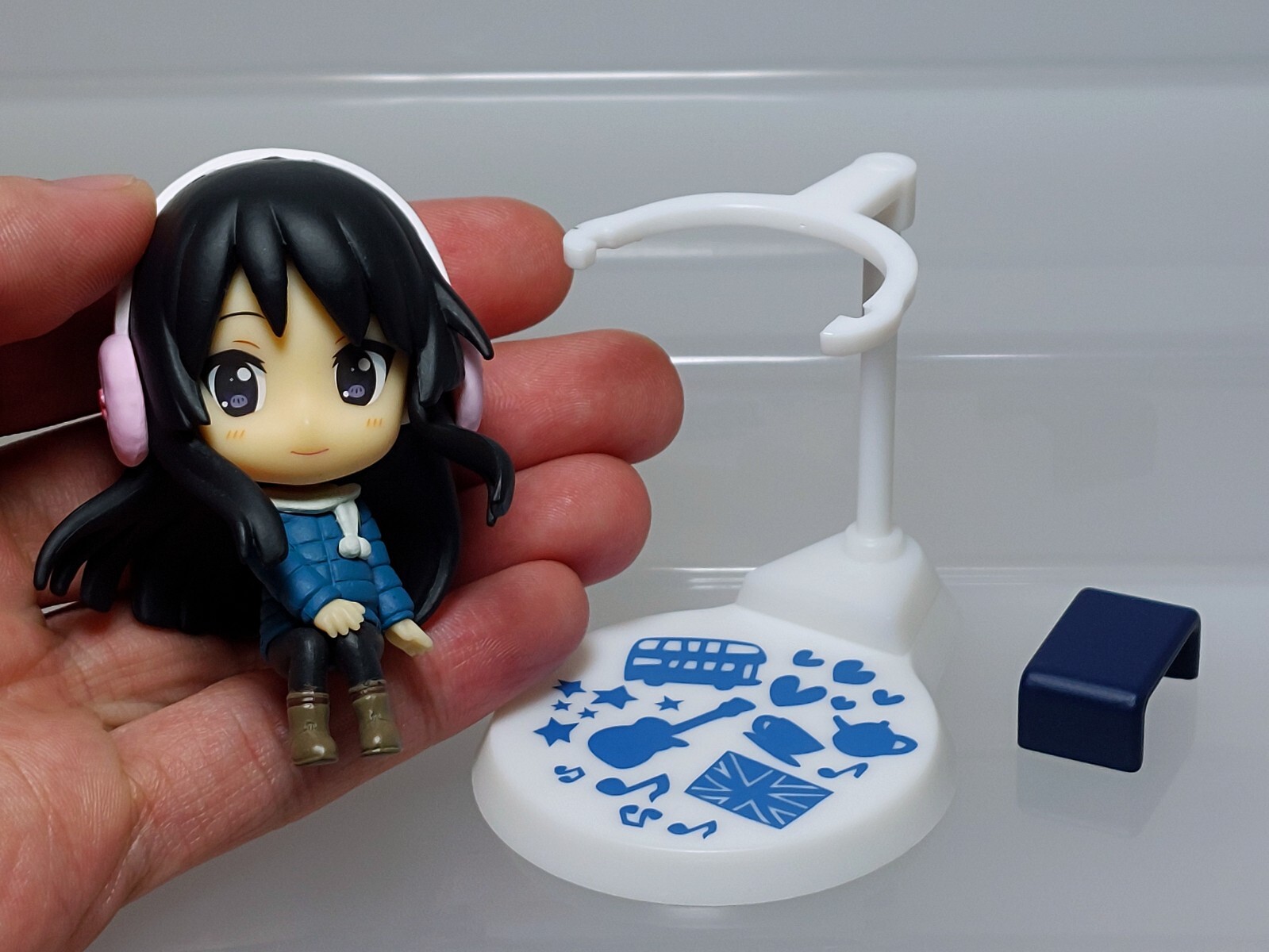 K-ON! Movie Chibi Kyun-Chara Mio Akiyama Figure Banpresto Prize 2012 2.4in