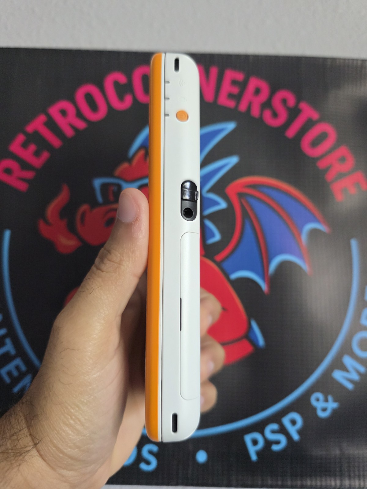 Nintendo New 2DS XL Console White/Orange FAST SHIPPING