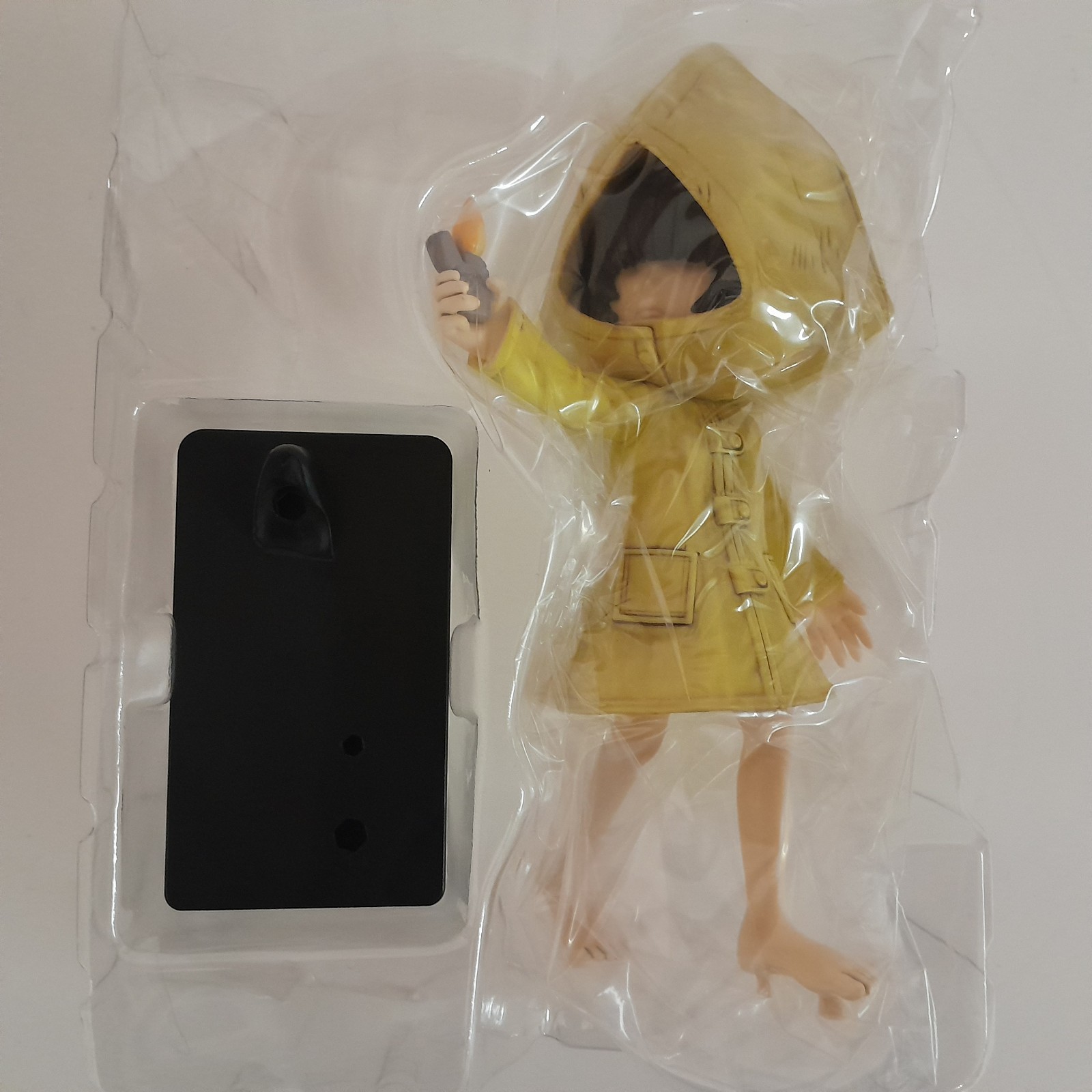 Little Nightmares Six Figure Banpresto Statue 6.7″ Bandai Spirits
