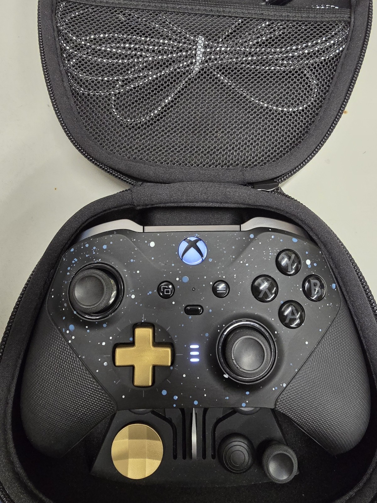 Custom Xbox Elite Series 2 – Zeta Halo Edition
