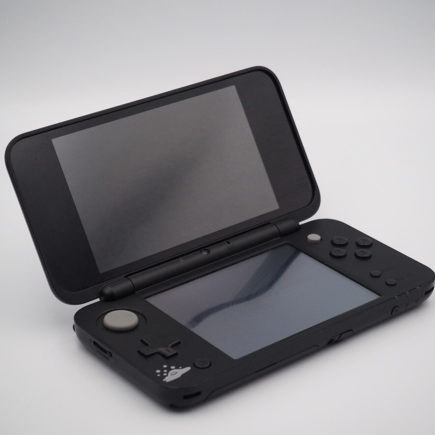Nintendo 2DS LL XL Console System Dragon Quest Hagure Metal Edition Game Used