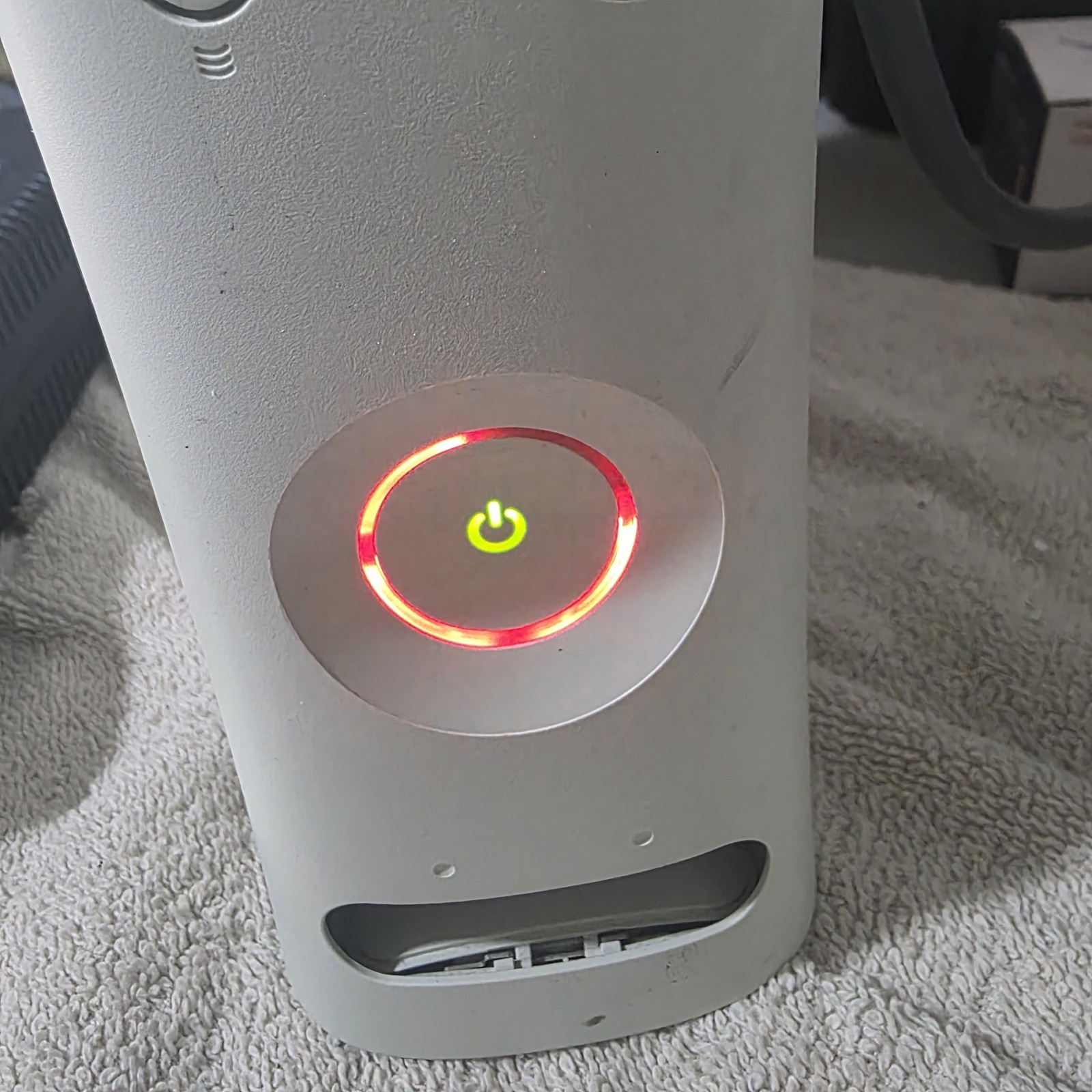 Microsoft Xbox 360 Console w/ Controller And Power Cable, Box: Not Working RROD