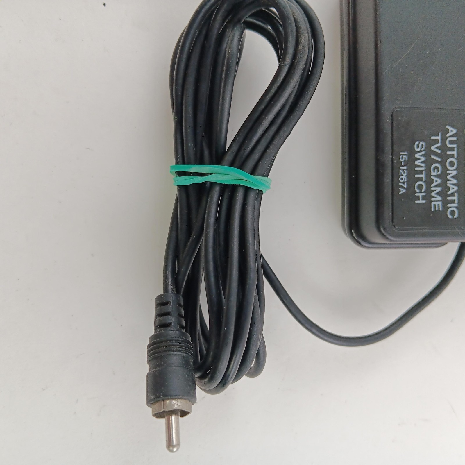 Archer Automatic TV/Game Switch RF Adapter Black 15-1267A Console Accessory