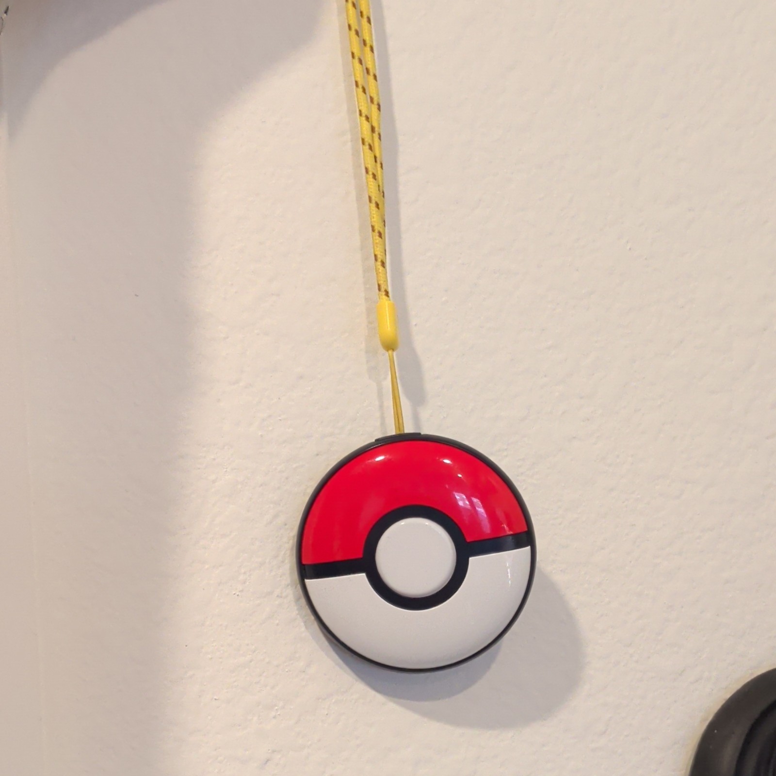 Nintendo Pokemon GO Plus + Bluetooth Accessory PMC-004 – Yellow Strap