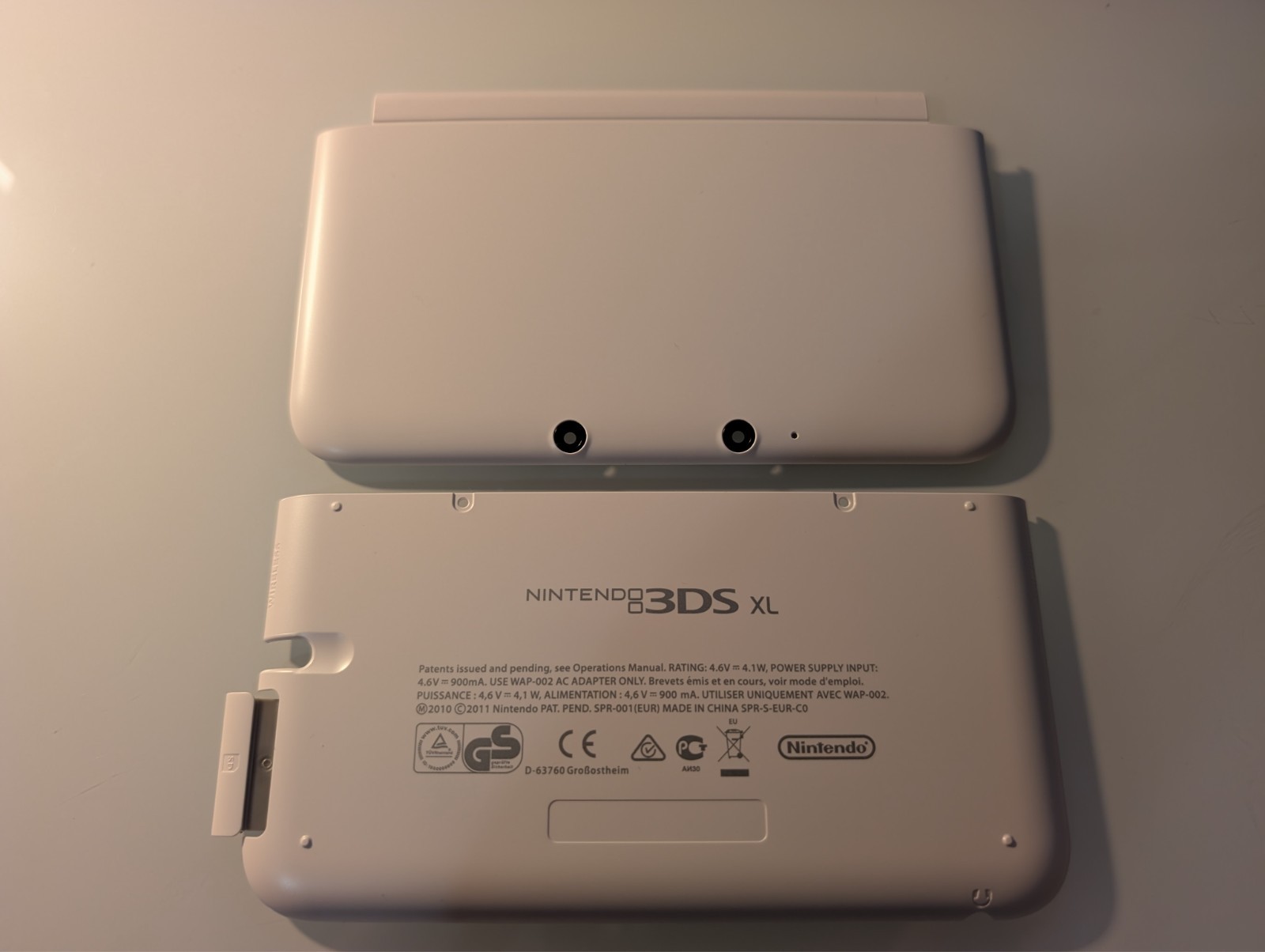 Nintendo 3DS XL Shell Replacement Original OEM Red Black White Restoration Kit