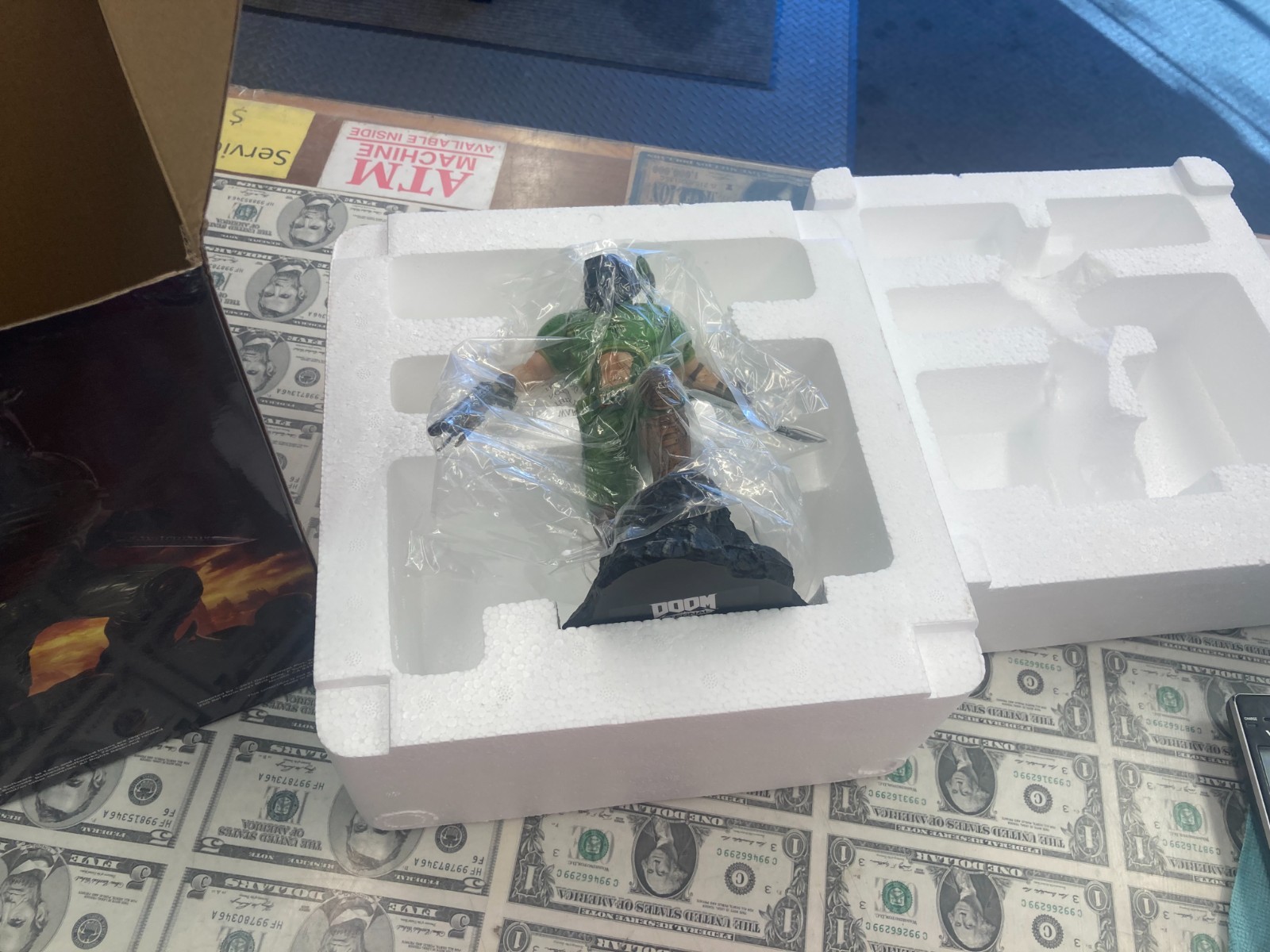 2021 Doom Eternal Classic Doom Marine Statue By Bethesda *New* Limited 902/1000
