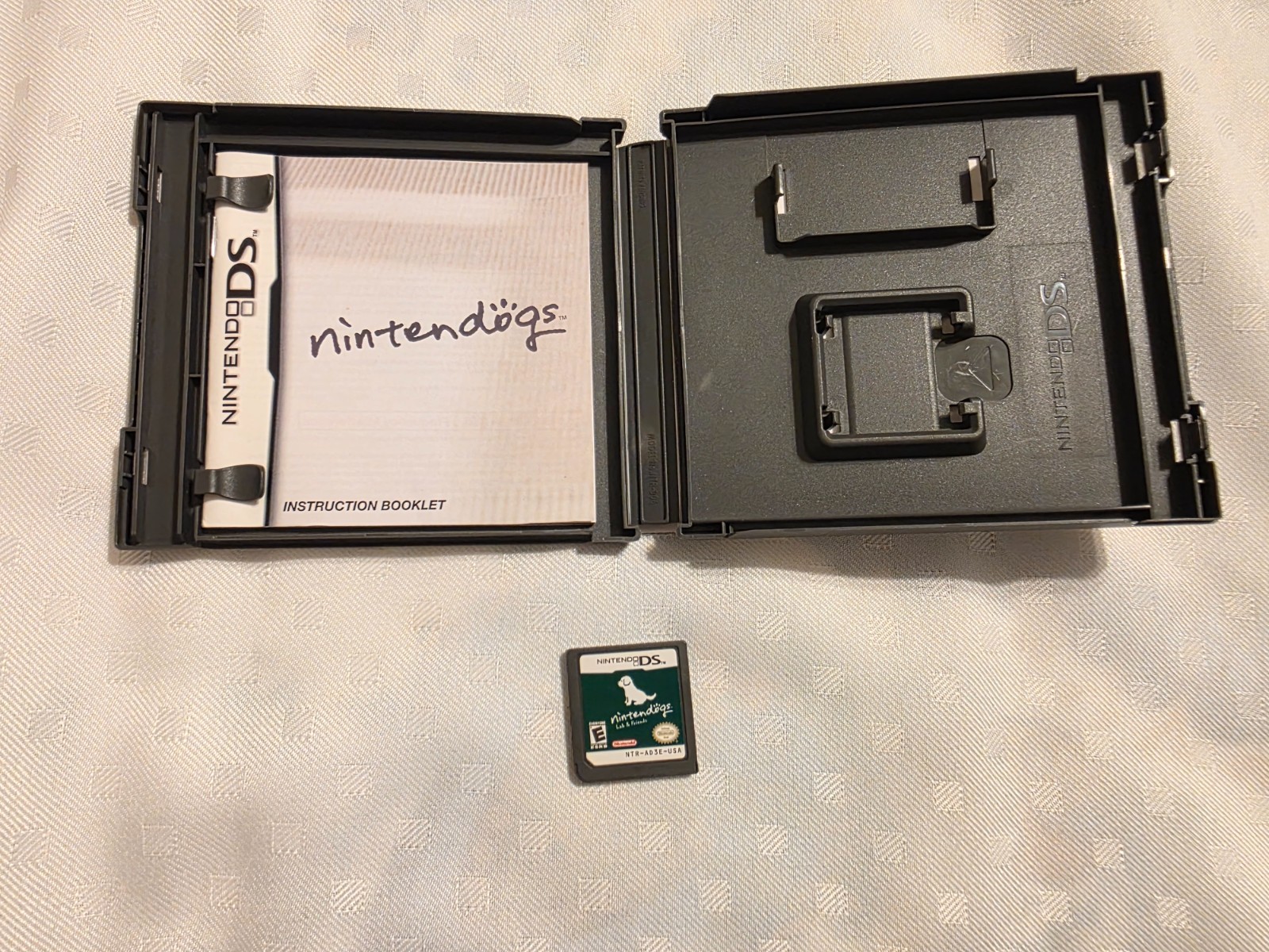 Tested Nintendo DS game Nintendogs: Lab & Friends (2005) – Complete in Box