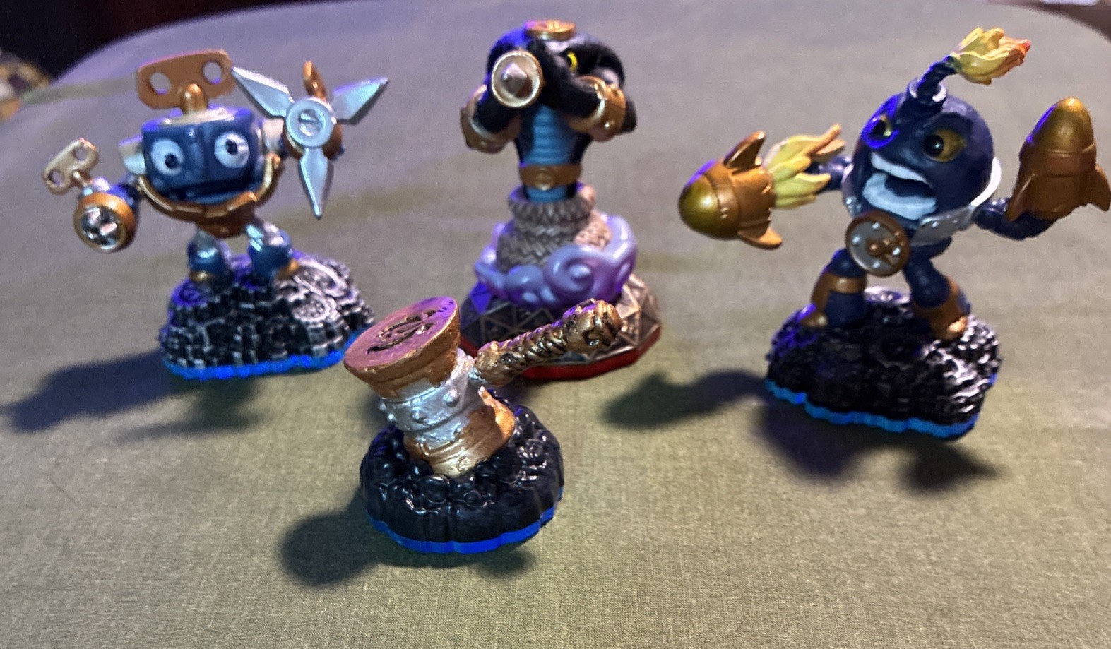 Activision Skylander Swap Force Bronze 3 Figures 1 Trap