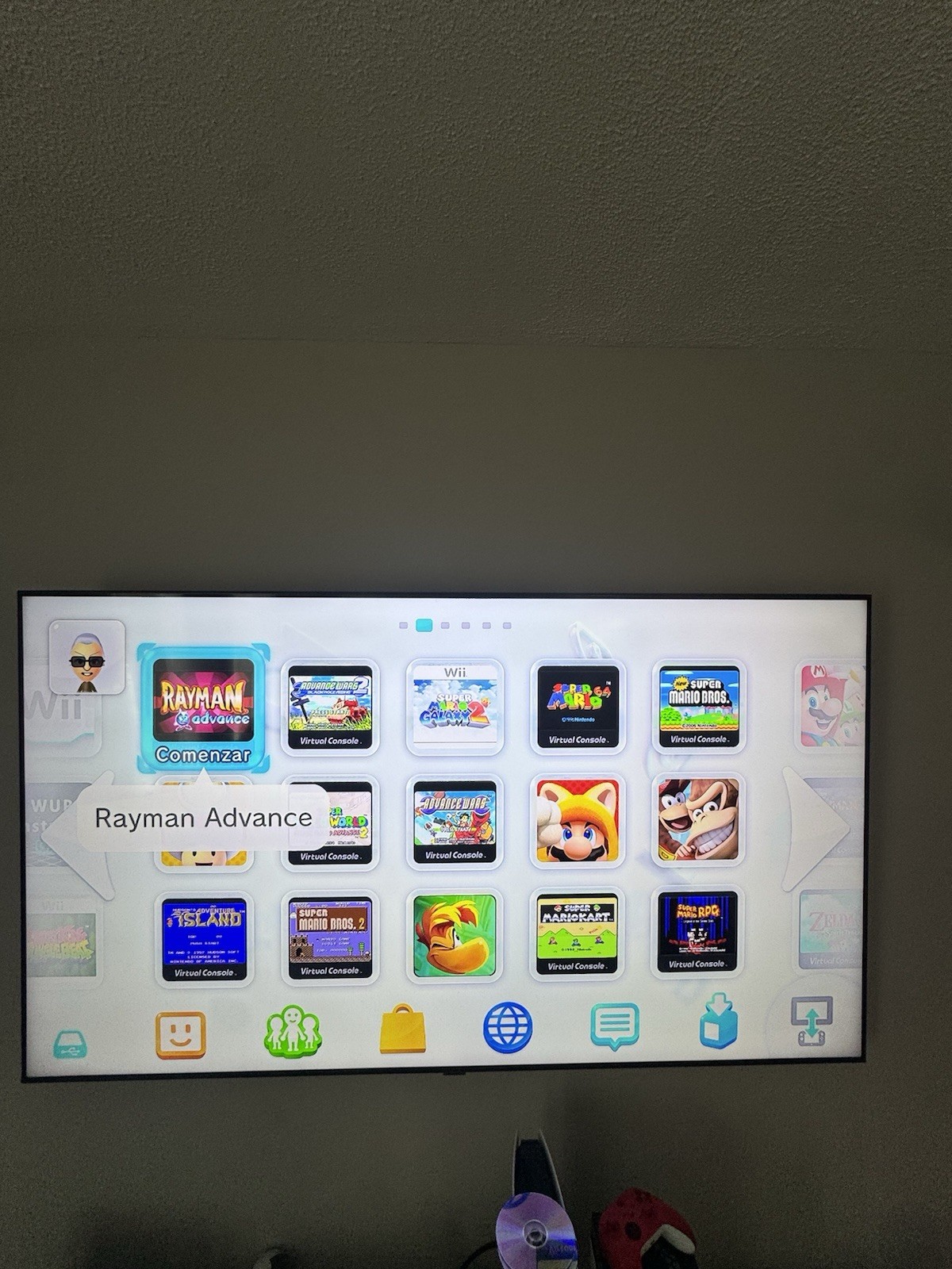 Nintendo Wii U White Console 1080p Region Free w/ GamePad HDMI