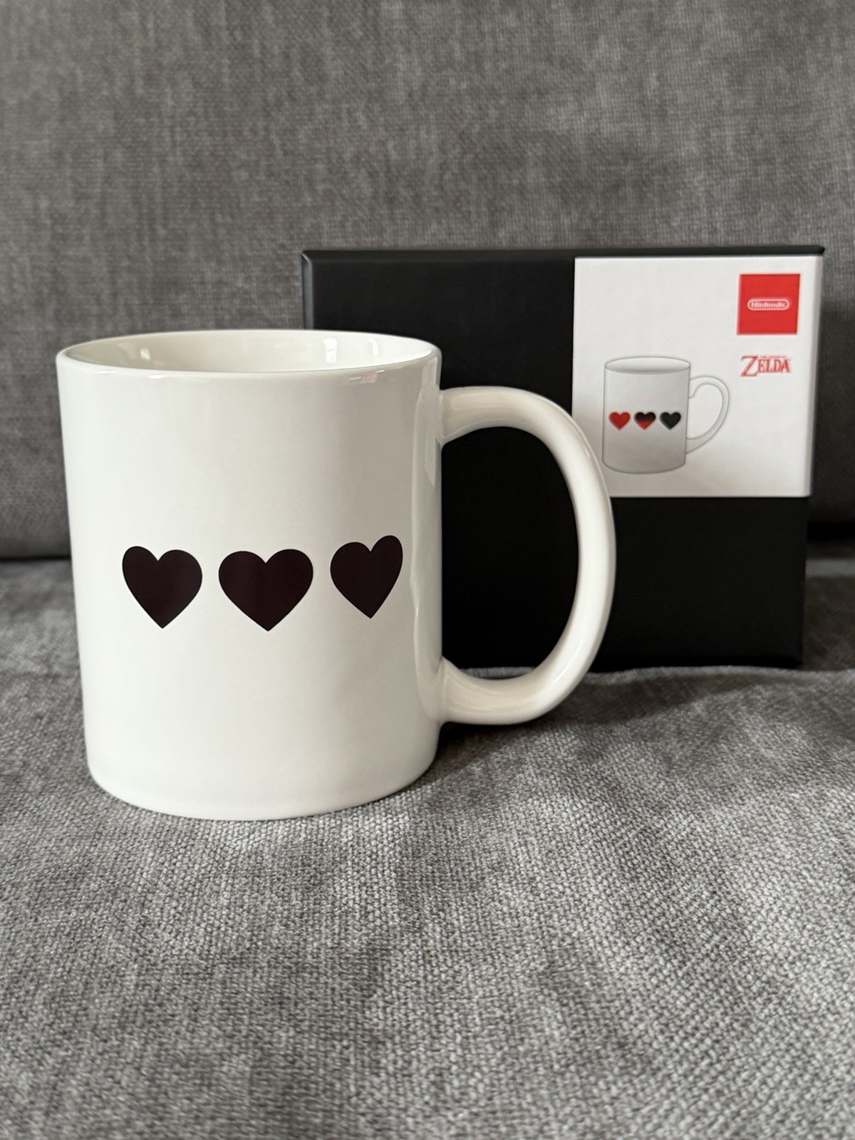 Nintendo NY Legend of Zelda Heart Container Heat Change Mug Cup NWT Link Ocarina