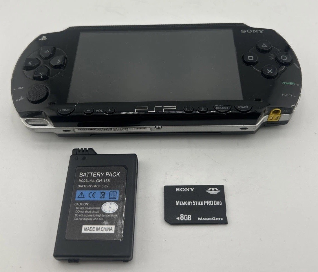 Sony PSP Console PSP-1000 Black For Parts Only W 8G Memory Stick & Battery