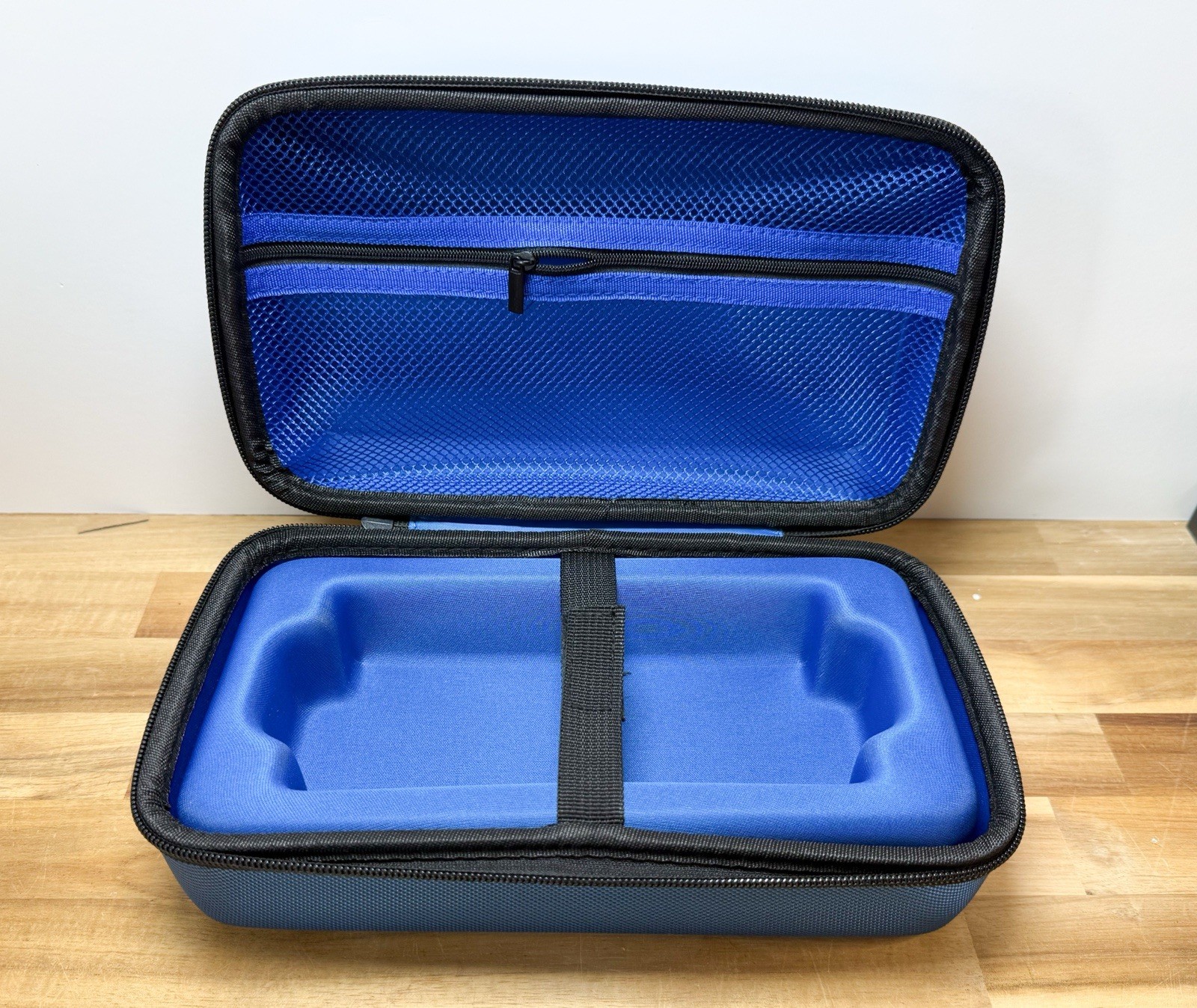Carmilee Blue Hard Shell Case For Electronics | Portable Gaming Systems And More