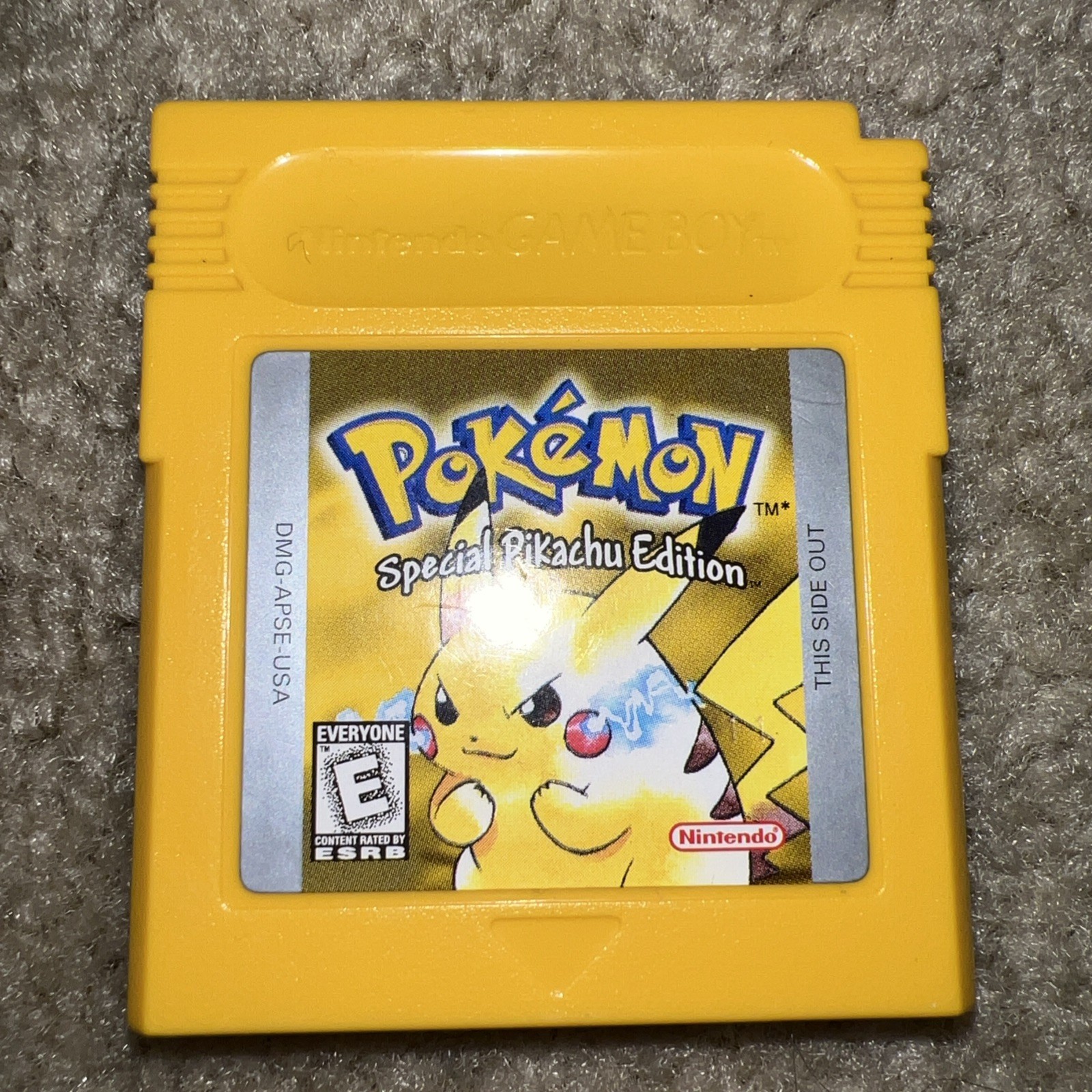 Pokemon Red Blue Yellow Cartridges Nintendo Gameboy With Two Trainer’s Guides