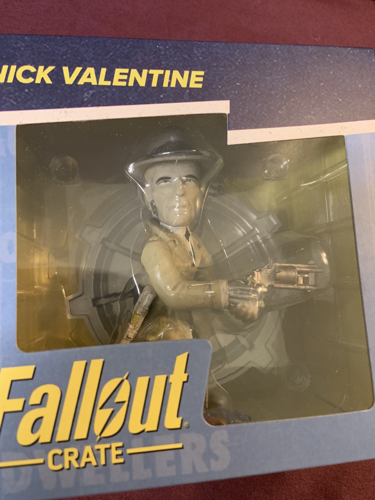 Loot Crate Fallout Screen Shots Nick Valentine figurine, Bethesda from 2017