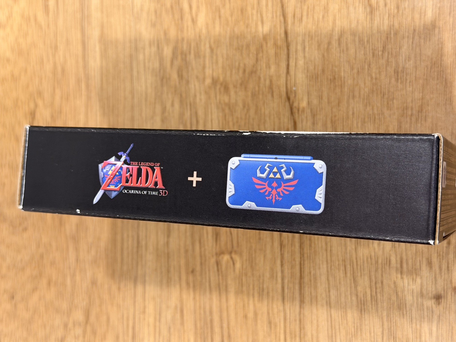 New Nintendo 2DS XL LL Hylian Shield Edition Open Box [N]