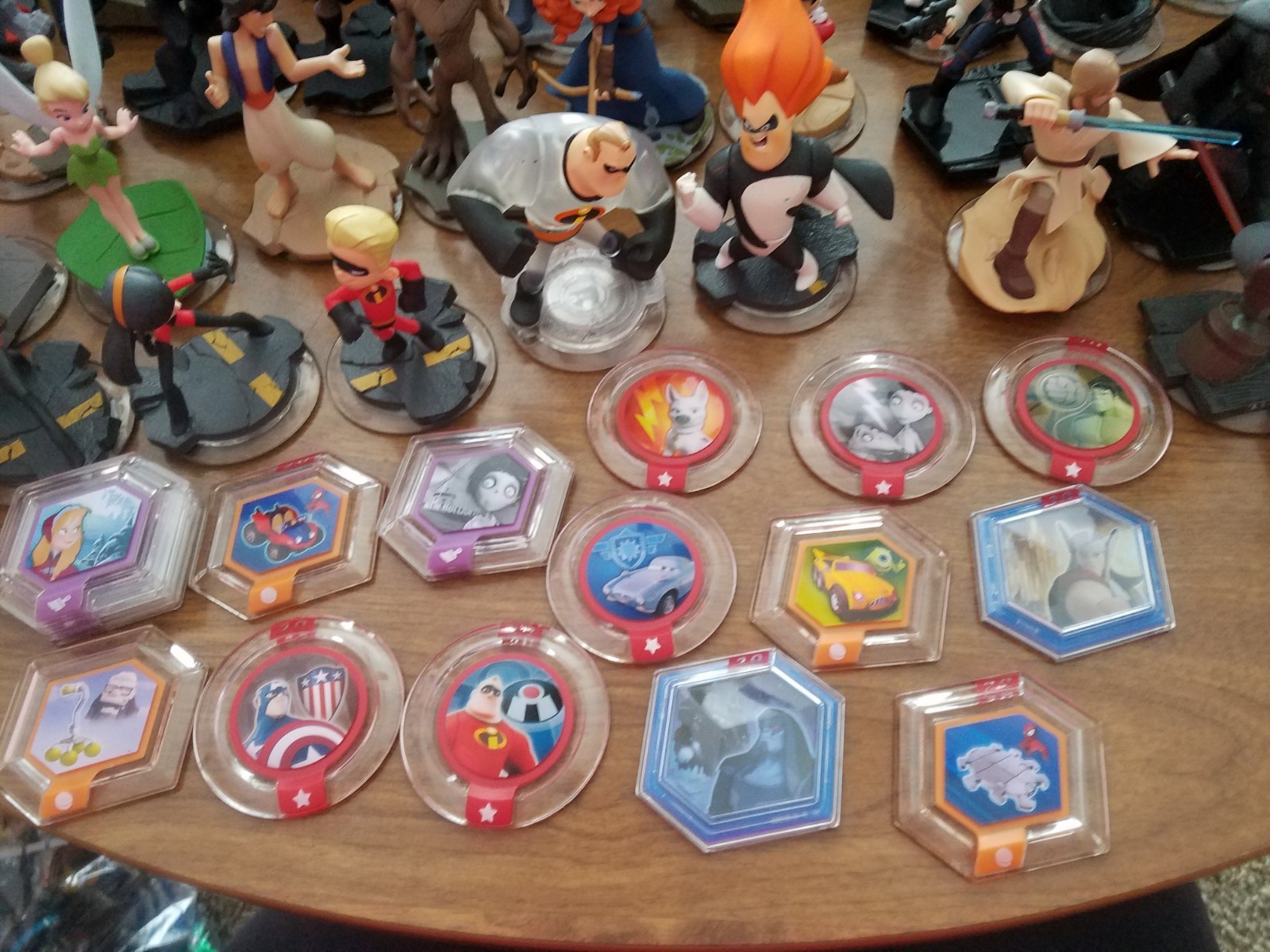 Disney Infinity 1.0 2.0 3.0 Figures Characters Pixar Star Wars Toy Story etc