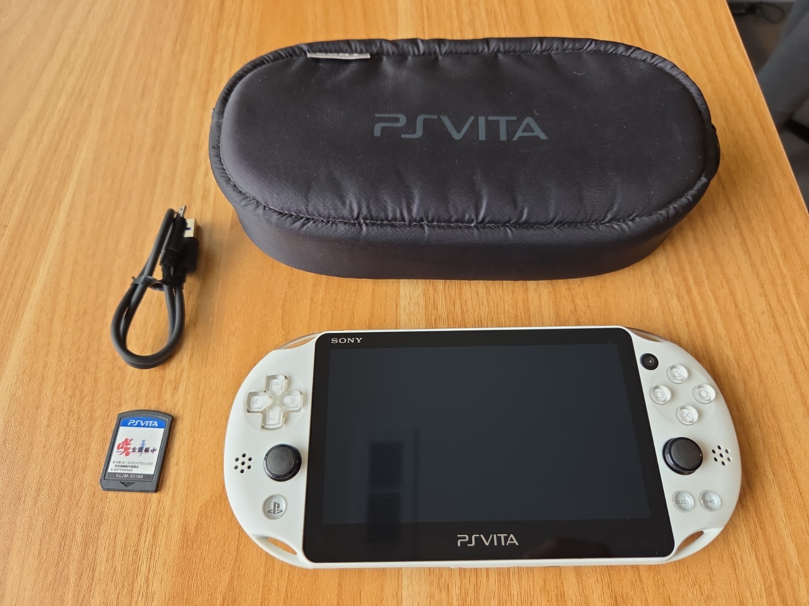 Sony PS Vita PCH-2000 Slim White + Charger GREAT CONDITION US SELLER