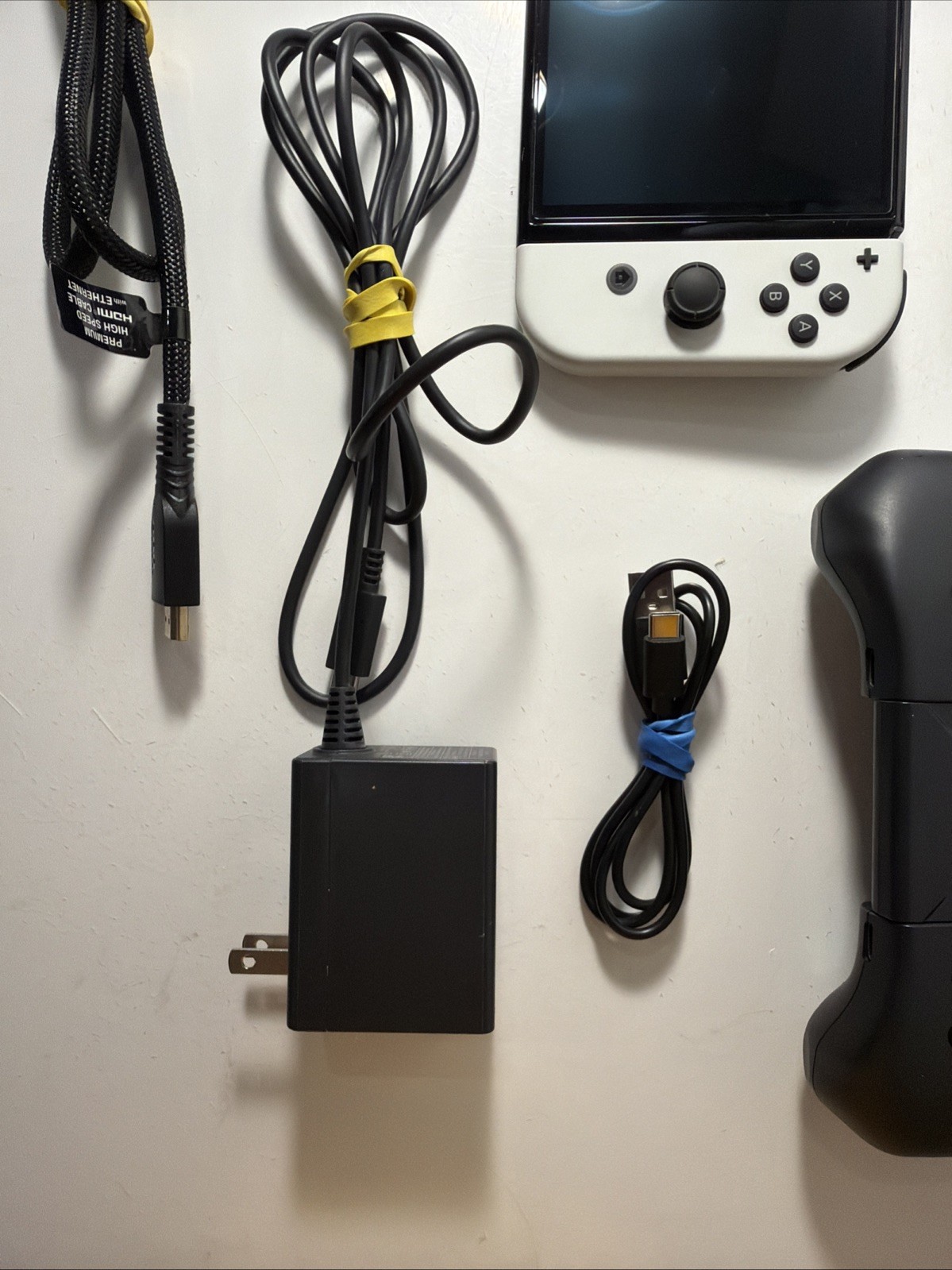 Nintendo Switch OLED Model – White Comes With Everything Shown EX Condition