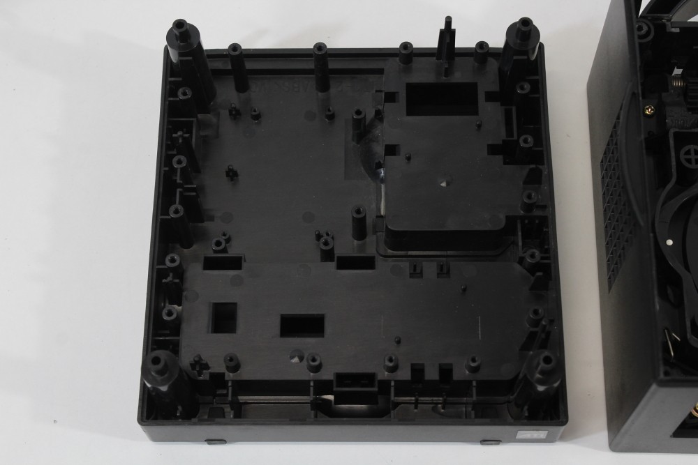 Nintendo GameCube Console OEM Replacement Shell Jet Black DOL-001 Cos.Damage #2