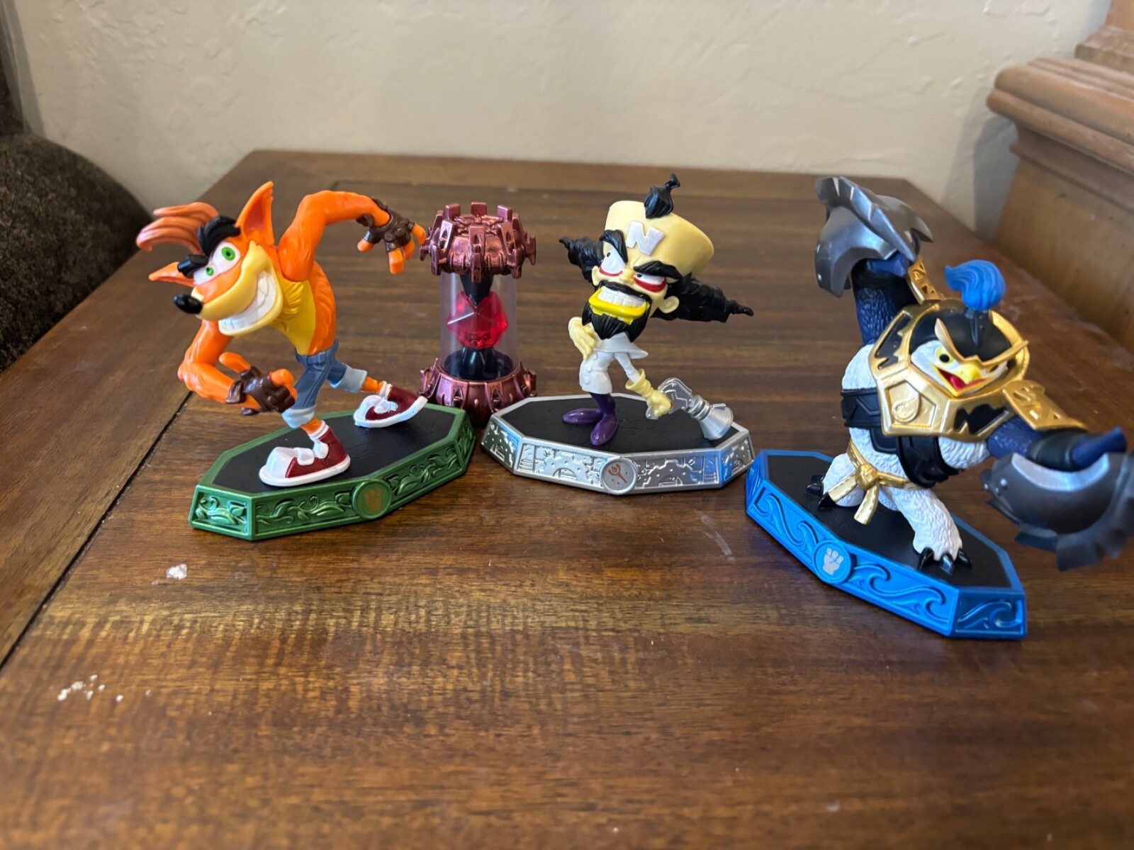 Skylander Imagination set 3 characters and 1 imaginator crystal