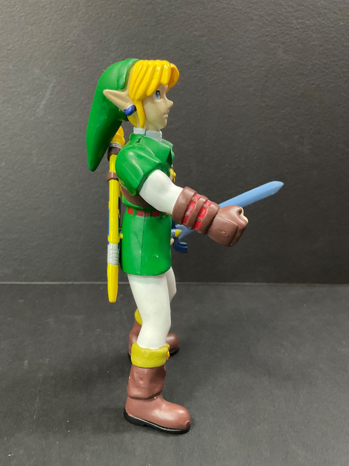 The Legend Of Zelda Ocarina Of Time 4.75” LINK Action Figure BD&A 1998 N64 LOOSE