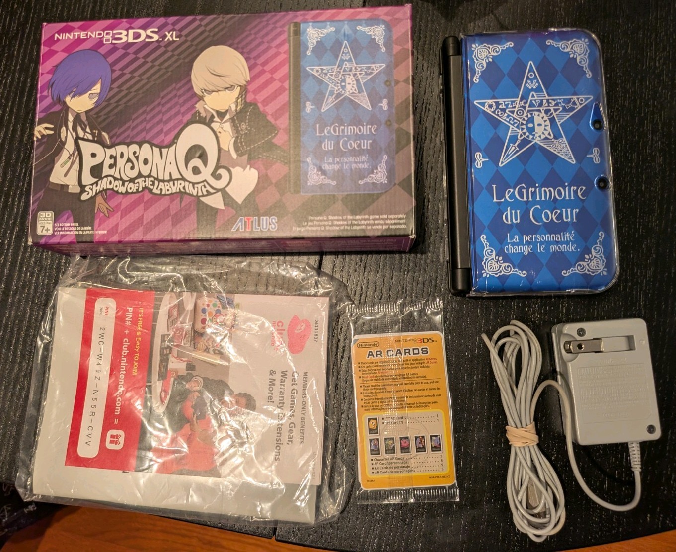 Nintendo 3DS XL Persona Q Shadow of the Labyrinth US Model Excellent Condition