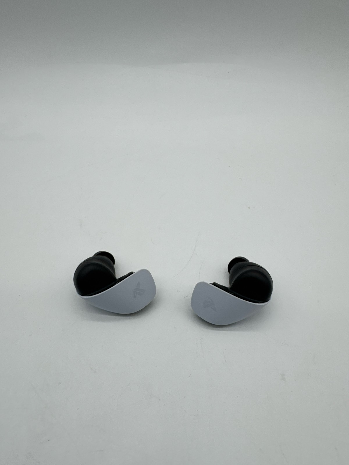 PlayStation Pulse Explore Wireless Earbuds Bluetooth In-Ear Headphones White (1)