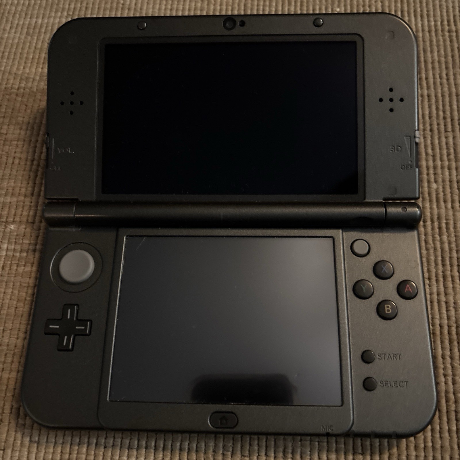 New Nintendo 3DS XL Black/Gray System and Xenoblade Chronicles 3D, C Description