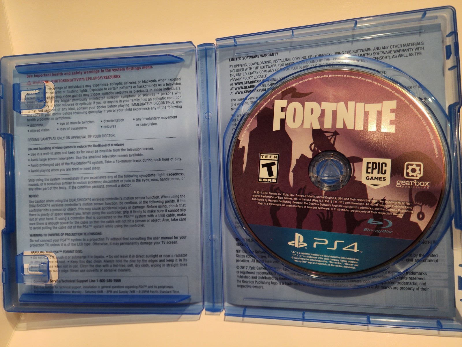 Fortnite PS4 Disc, Case & Insert. Weapon Pack Unused Code