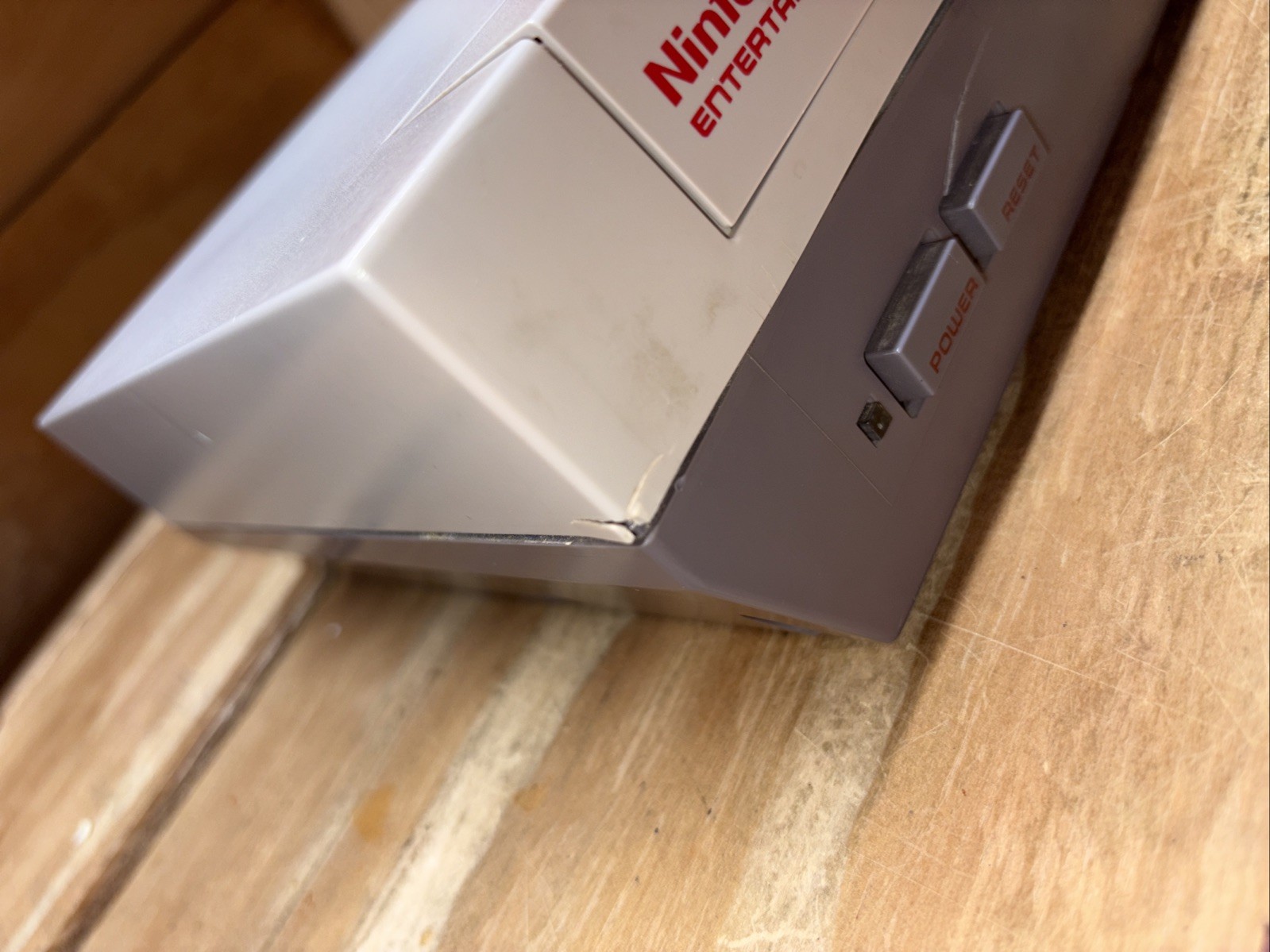 Original Nintendo NES Console w/ 2 Controllers, Zapper & 4 Games! NEW PINS!