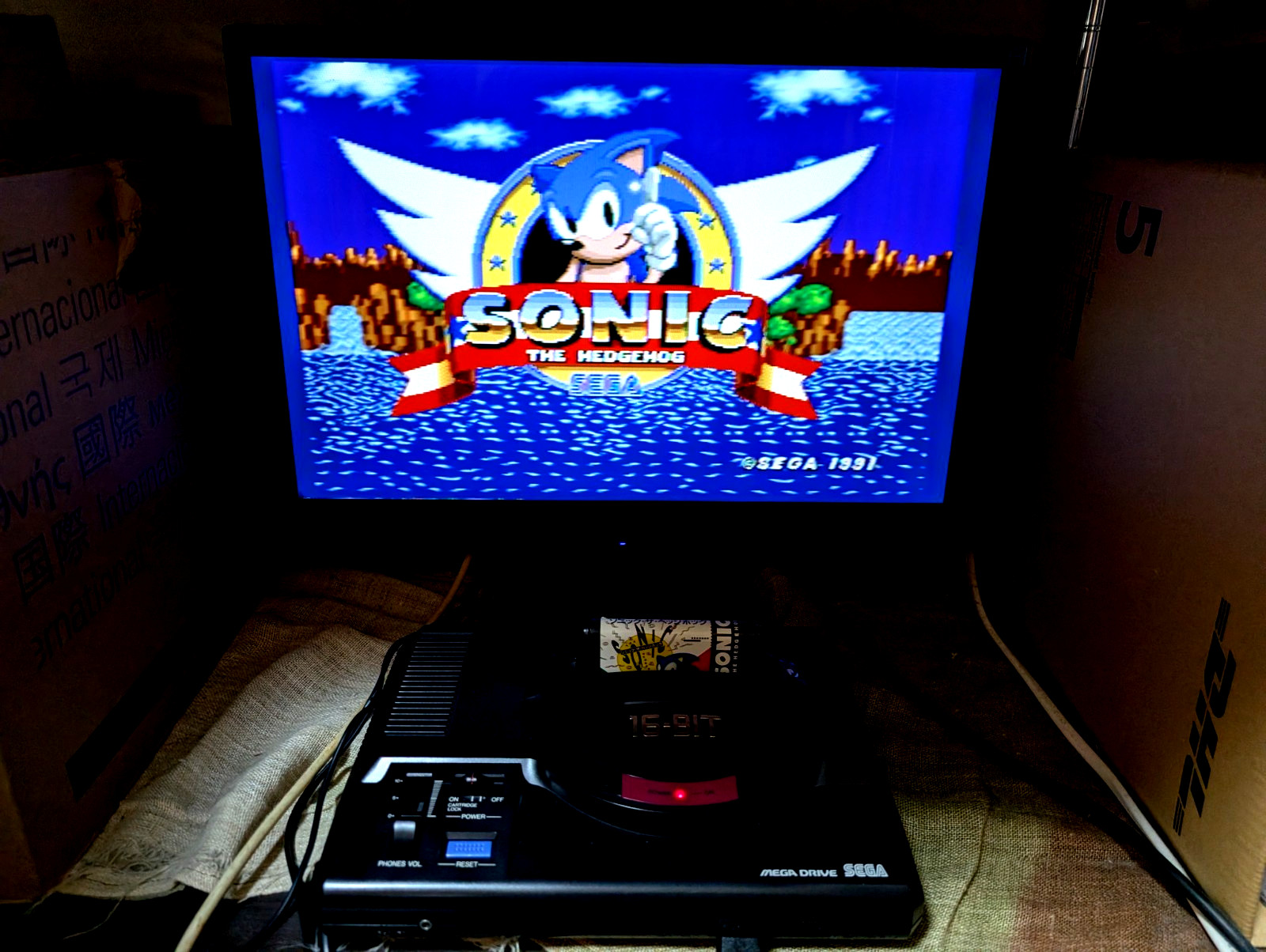 SEGA Mega Drive 16BIT Console Sonic Japan Box