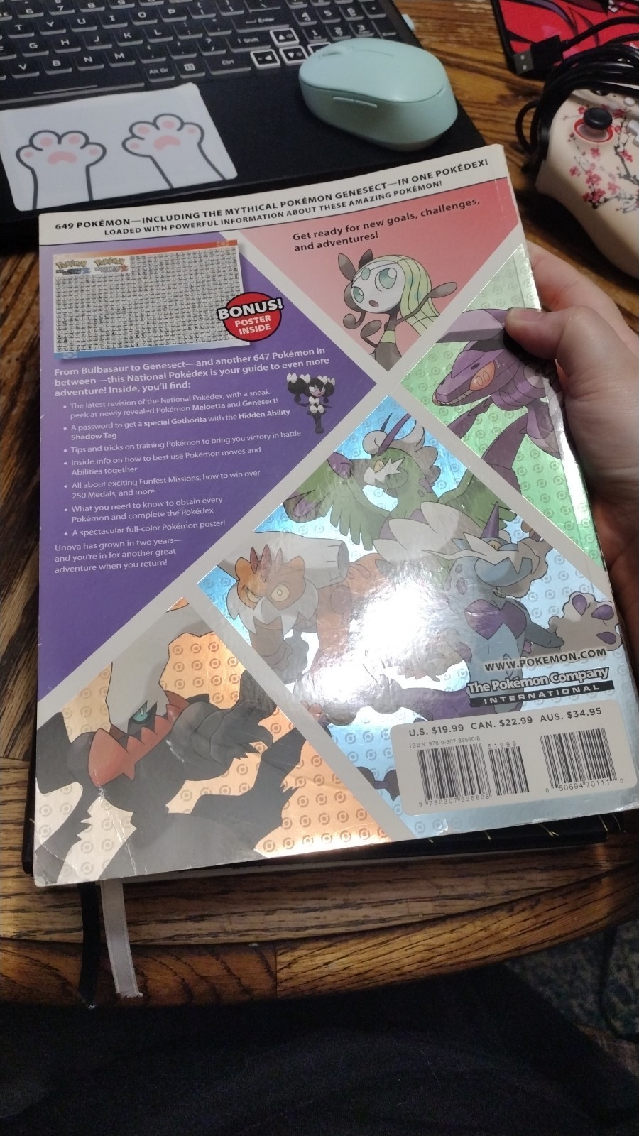 Pokemon Black & White LTD Collector’s Edition Strategy Guide & Unova Pokedex