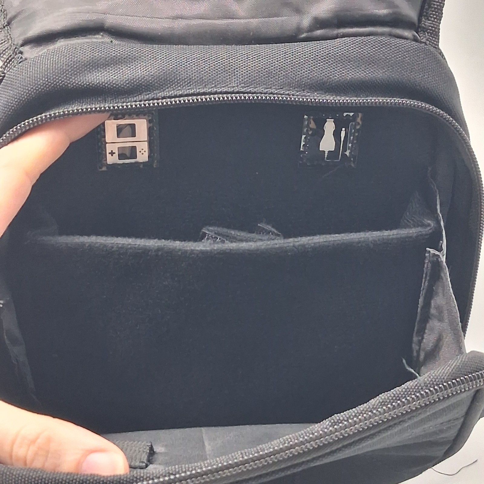 Nintendo DS 2DS 3DS Carrying Case Travel Bag With Strap Holds 20 Games +