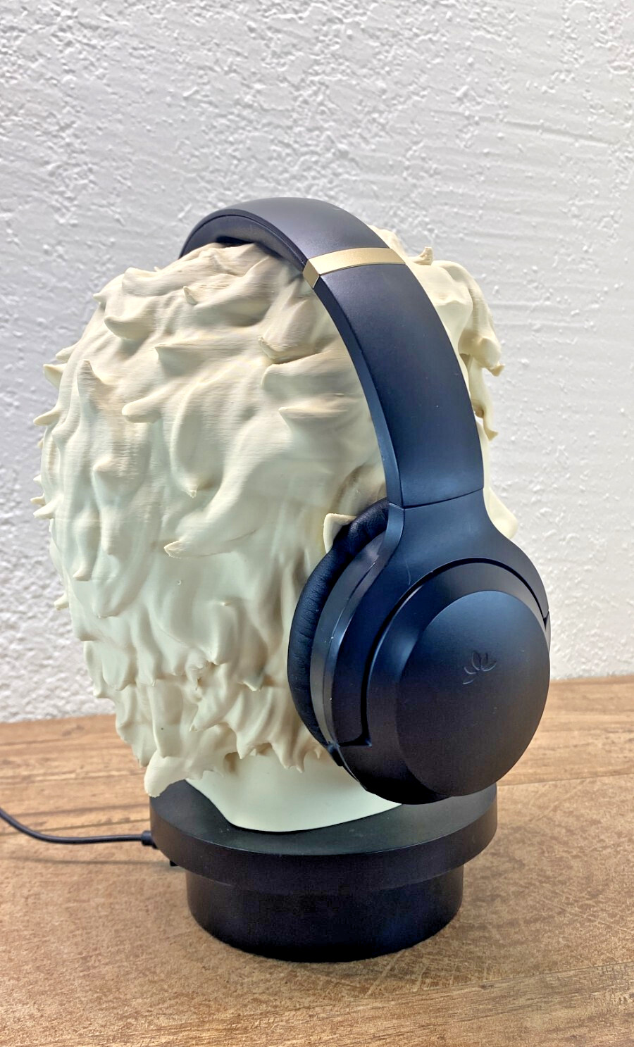 Rogue Vampire Headphone Stand | Baldur’s Gate Gaming Display l BG3 Astar Bust