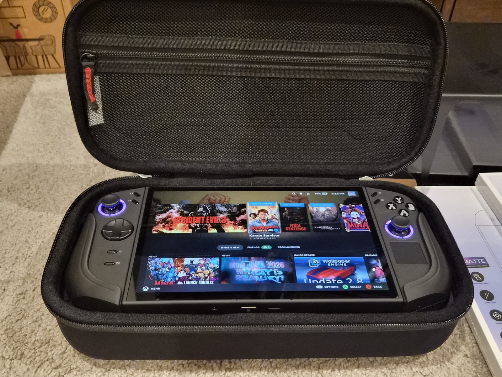 Lenovo Legion Go 2 AMD Ryzen Z2 Extreme 32GB 2TB 8.8 OLED W BAZZITE OS INSTALLED