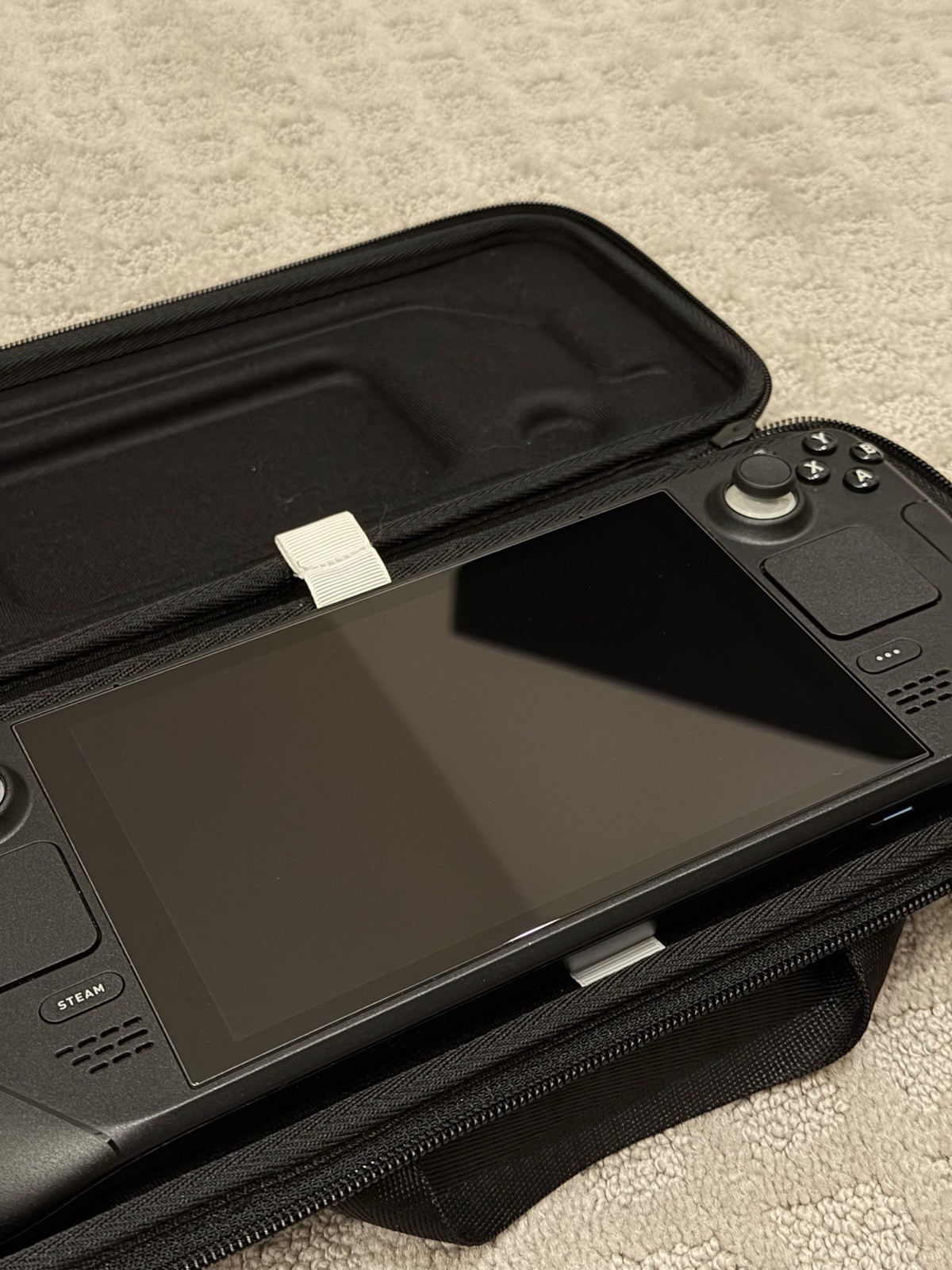 Valve Steam Deck 1 TB (LCD) Handheld System Black Wi-Fi USB-C w/ Case + 512GB SD
