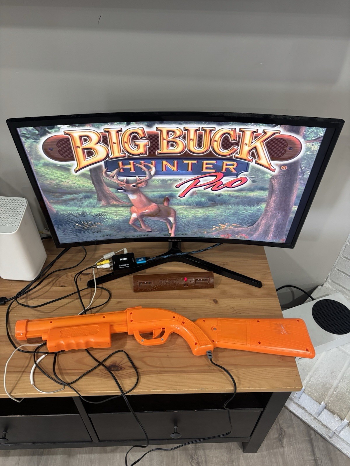 Big Buck Hunter Pro Orange Wired Light Gun . Plug n Play !!TESTED WORKING !!