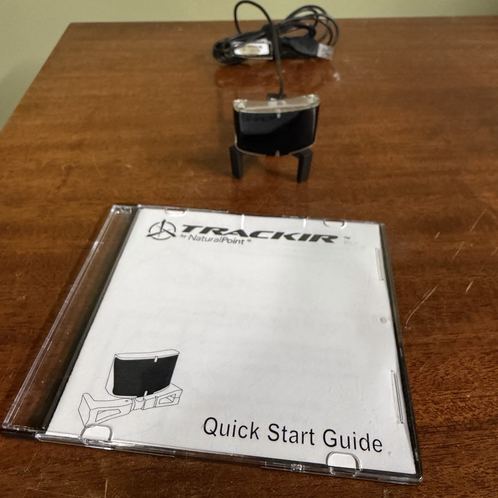 Natural Point TrackIR 4 Pro with Track clip Pro With Bracket Tested And Working