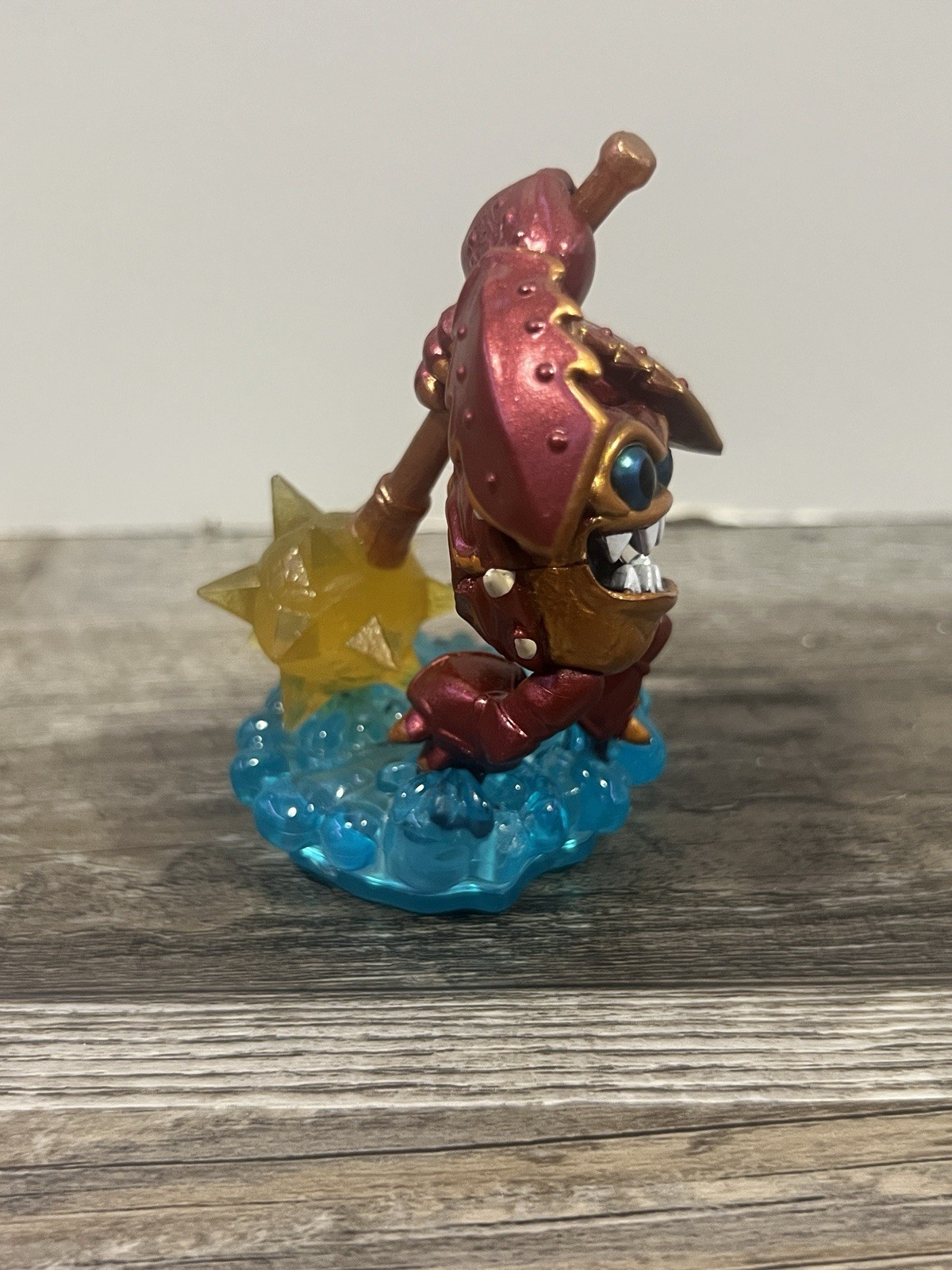 Lightcore Wham Shell Skylanders Swap Force Character Figure