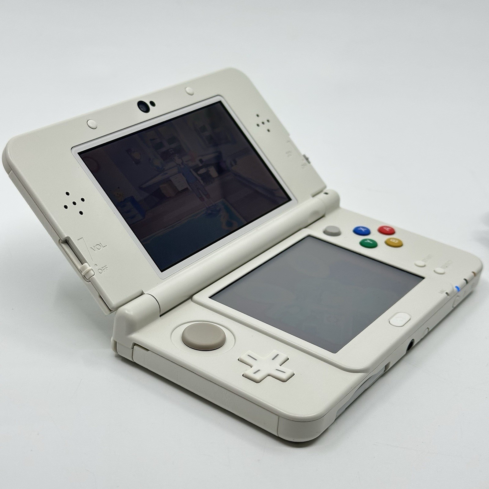 Nintendo “New” 3DS White Super Mario Black Friday Edition Console KTR-001 BUNDLE