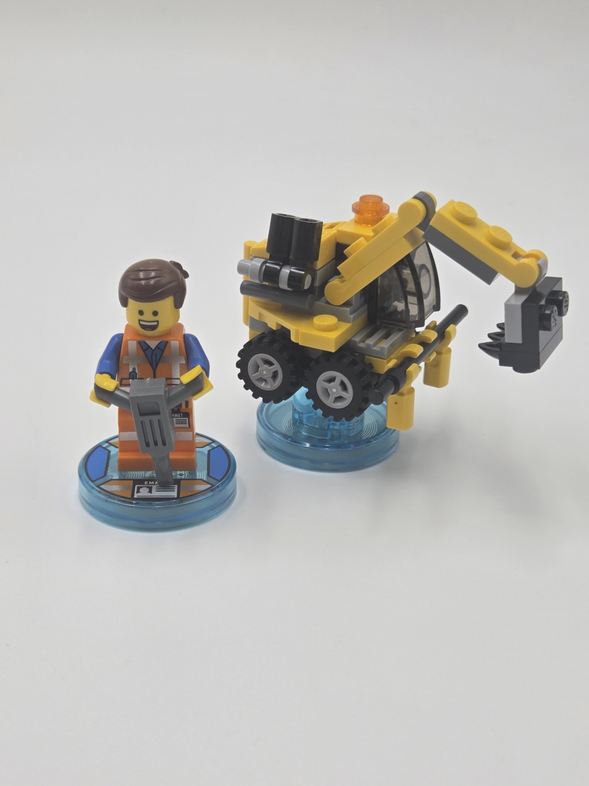 LEGO Dimensions Emmet Brickowski Character Figure Pack 71212