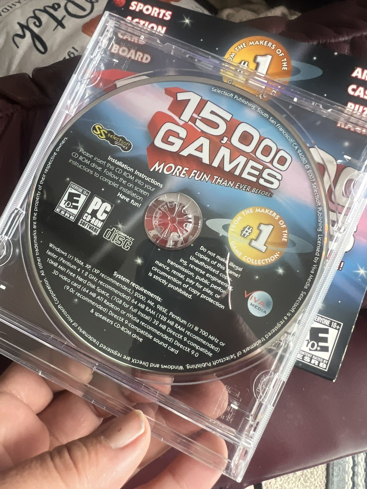 15,000 Games,” a PC CD-ROM software collection published by Viva Media.