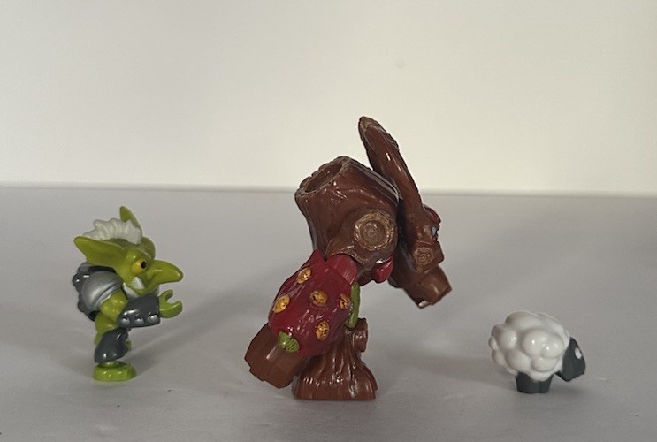 SKYLANDERS Mega Bloks Mini Figures: Tree Rex & Troll With Sheep Figures