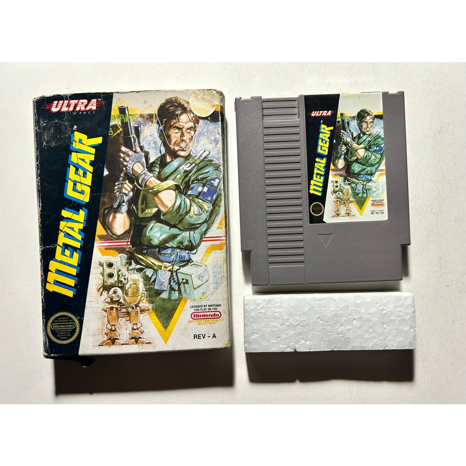 Metal gear (Nintendo NES) Works Authentic No manual🔥